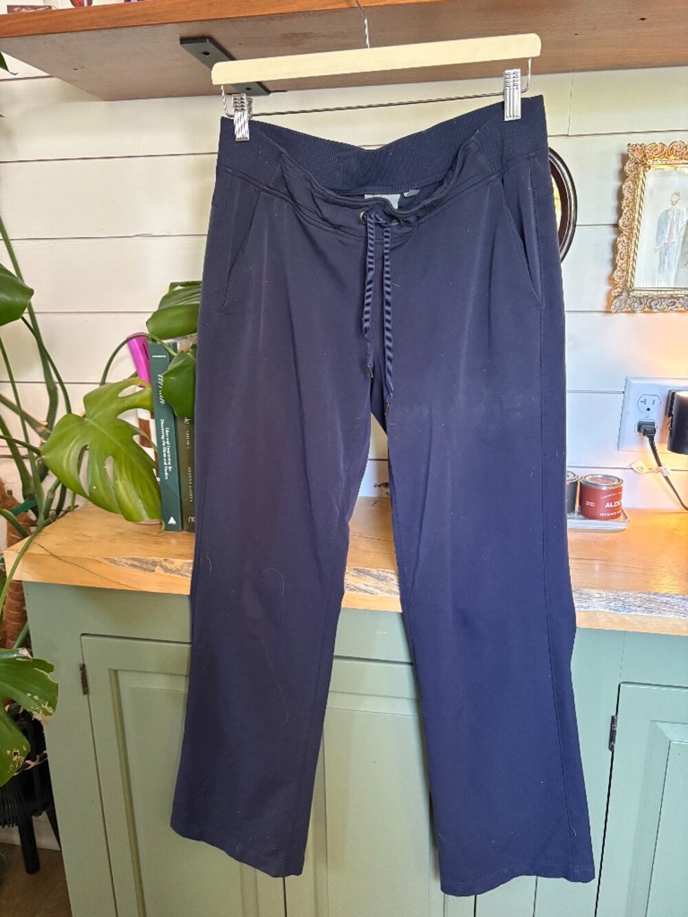 Athleta Navy Drawstring Pants – Size 8